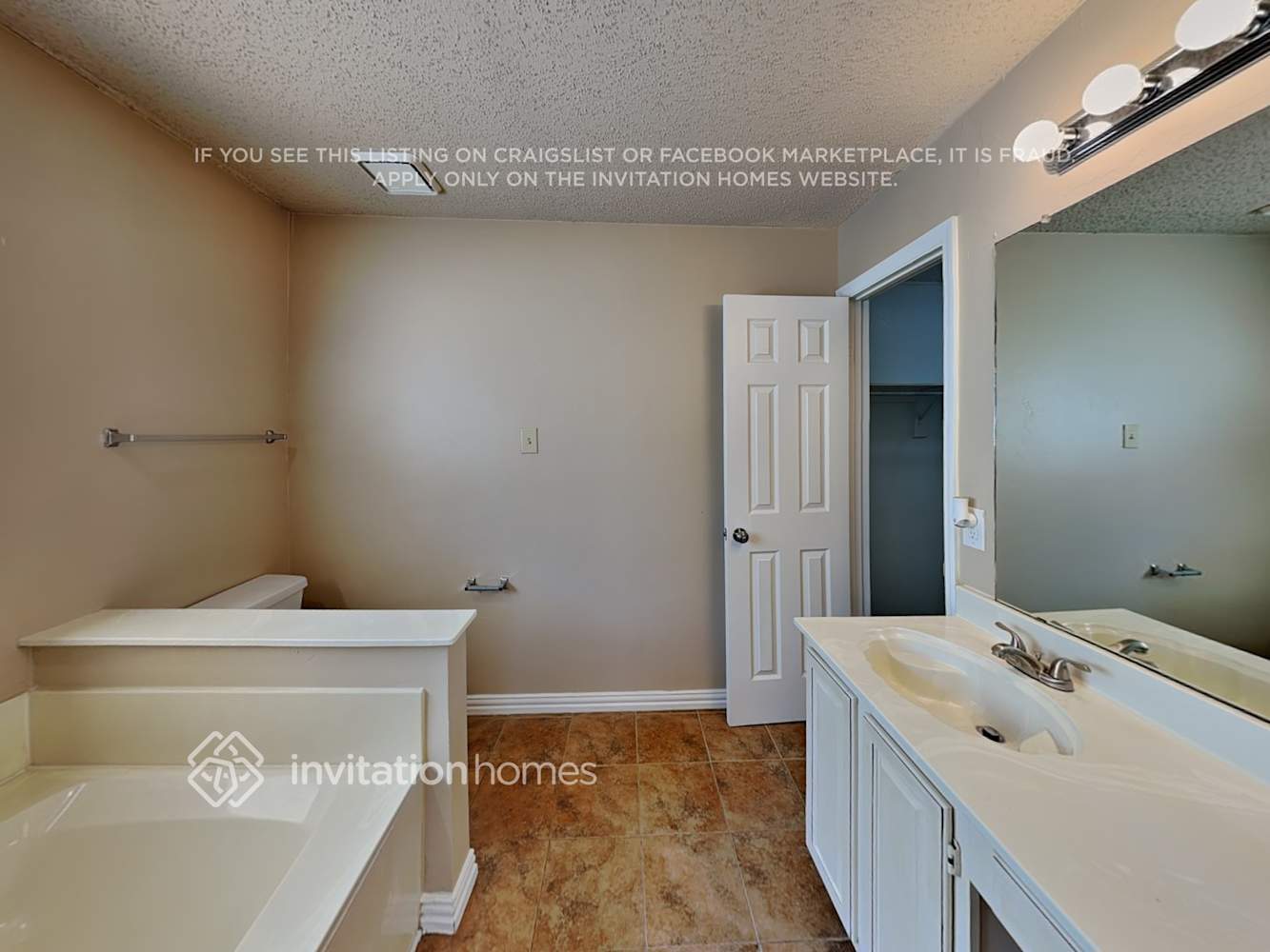 Building Photo - 2529 Windchase Dr