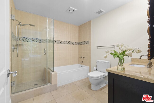 Building Photo - 4848 Wilshire Blvd