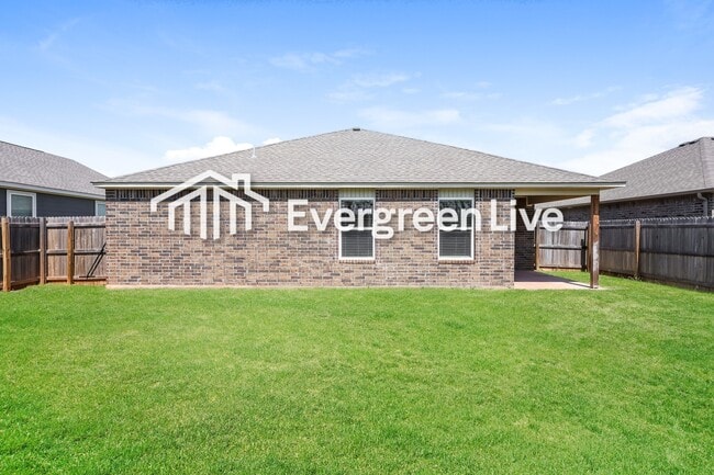 Building Photo - 10756 SW 23rd Pl