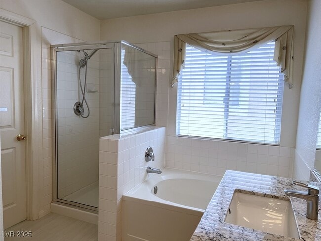 Building Photo - 10229 Abano Ct