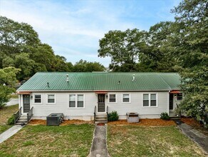 Building Photo - Welcome to this beautifully renovated cond...