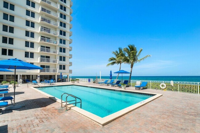 Building Photo - 3215 S Ocean Blvd