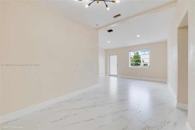 Building Photo - 10421 SW 184th St