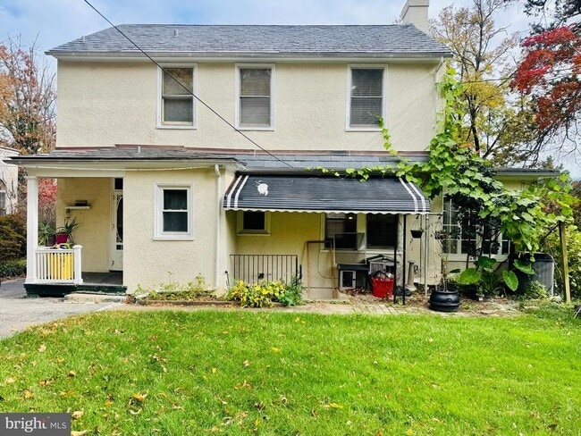 Building Photo - 3902 Hadley Square W