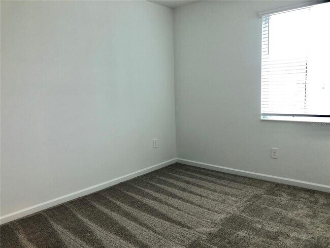 Building Photo - 368 Nine Iron Dr