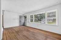 Building Photo - 59 Fenwick Dr