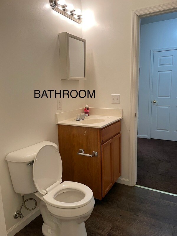 Building Photo - 113 N Harrison St