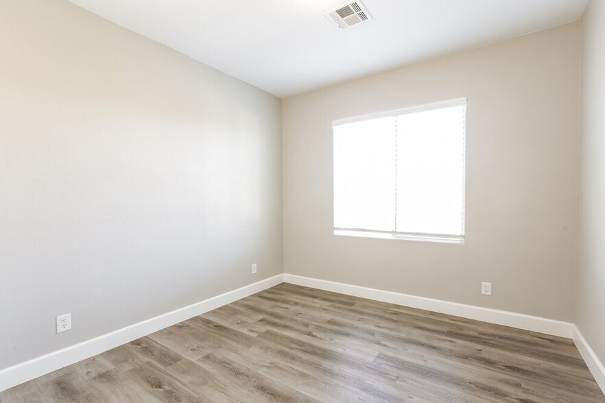 Building Photo - 6073 W Traviata Ave