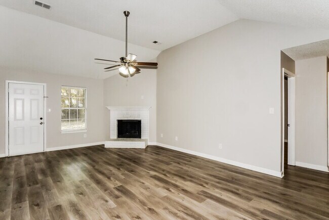 Building Photo - 5769 Saranac Ave