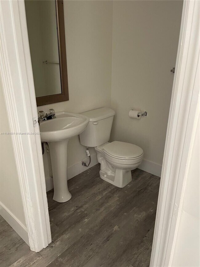 Building Photo - 13905 SW 177th Terrace