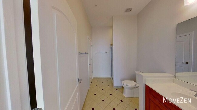 Building Photo - 317 W Morgan St