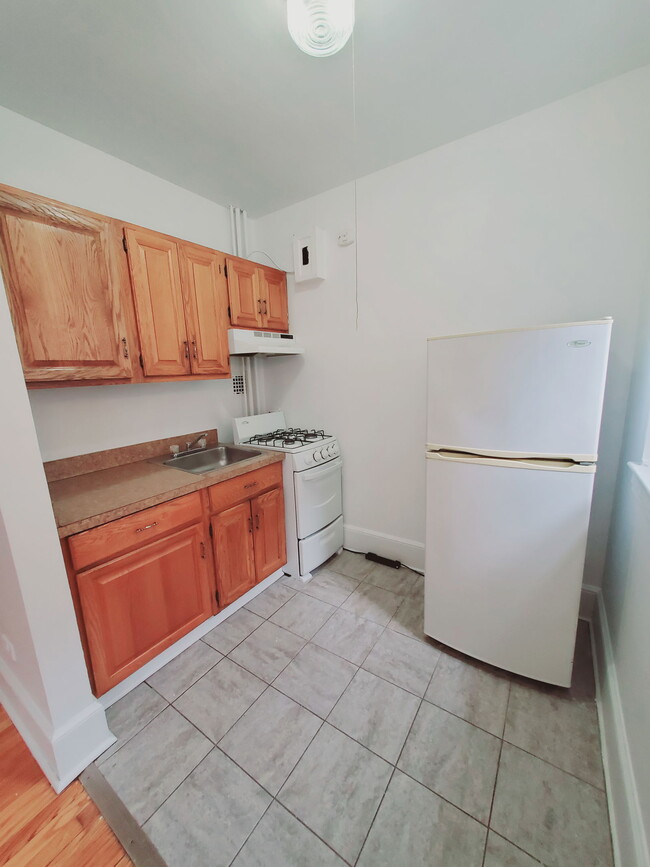 Building Photo - 53 Prospect St