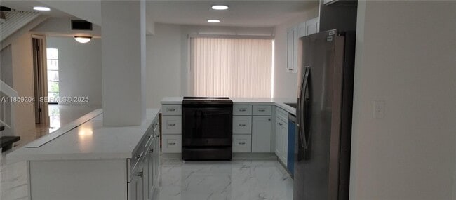 Building Photo - 9719 N New River Canal Rd