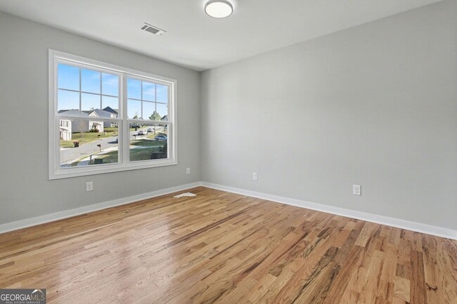 Building Photo - 3180 Tackett Rd