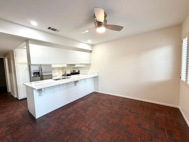 Building Photo - Claremont PUD For Lease