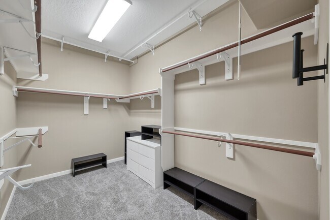 Building Photo - 4774 W Fork Blvd