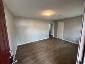 Building Photo - 7343 Forrestal St