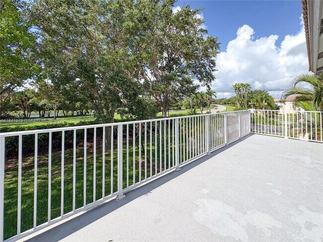 Building Photo - 4006 Bahia Isle Cir