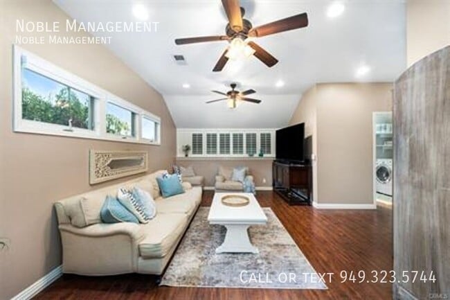 Building Photo - 327 N Harwood-