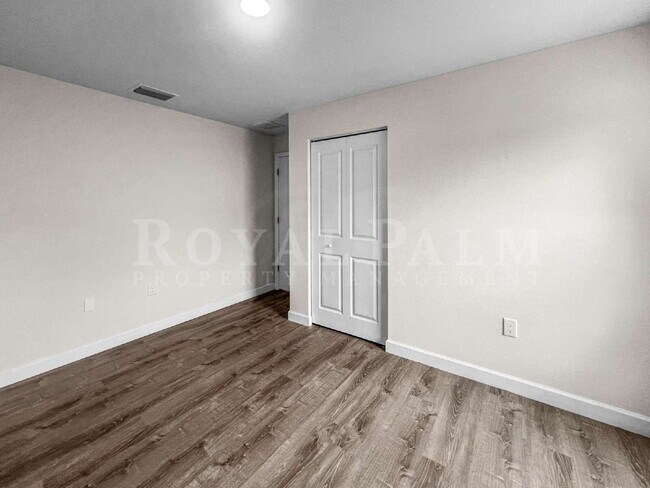 Building Photo - Spacious 3BR/2BA Duplex in Lehigh Acres & $500 Off Your First Month If You Apply by Aug 20th!