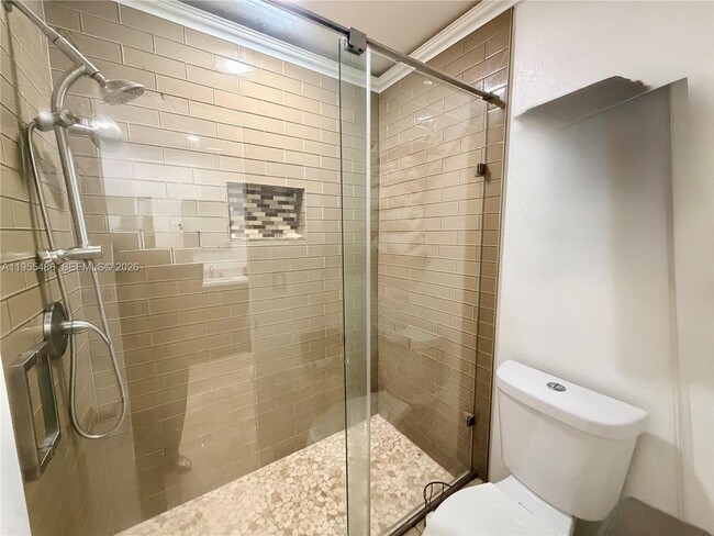 Building Photo - 2865 Begonia Way