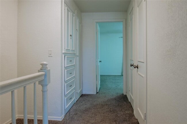 Building Photo - 3039 W Wilshire Blvd