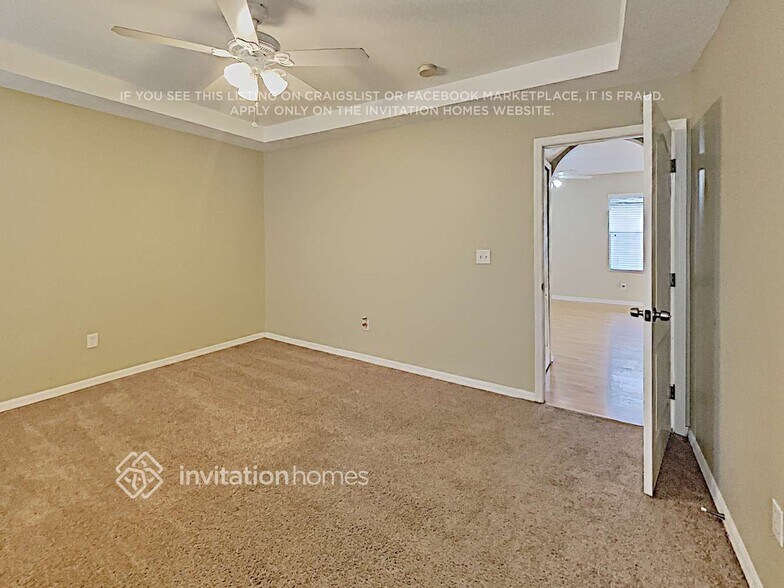 Building Photo - 12620 Adventure Dr