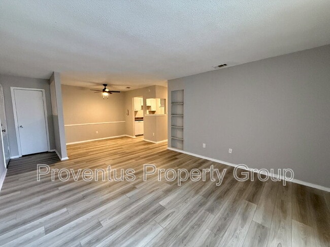 Building Photo - 260 N Crow Rd