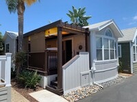 Building Photo - Charming Bungalow by the Beach in Leucadia!