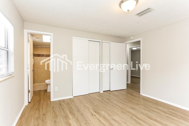 Building Photo - 7749 Arble Dr