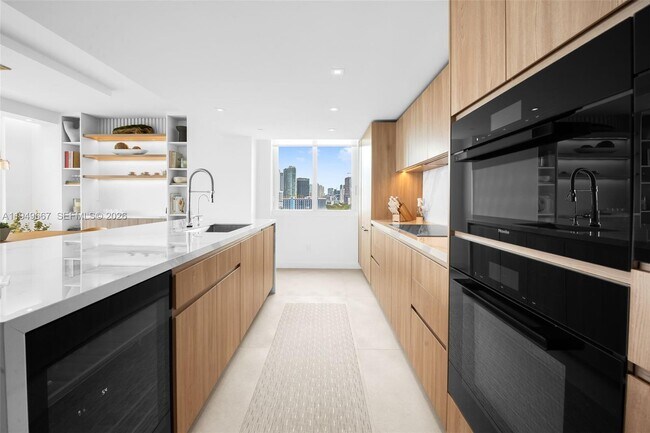 Building Photo - 4250 Biscayne Blvd