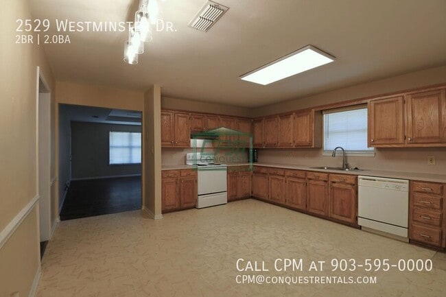 Building Photo - 2529 Westminster Dr