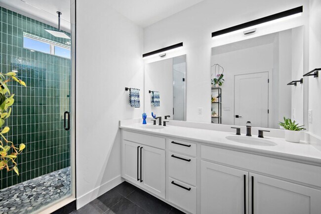 Building Photo - NEW CONSTRUCTION Gorgeous 4 Bedroom, 3.5 bath with Unbeatable Views