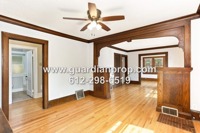 Building Photo - House Available August 1, HW Floors & Buil...