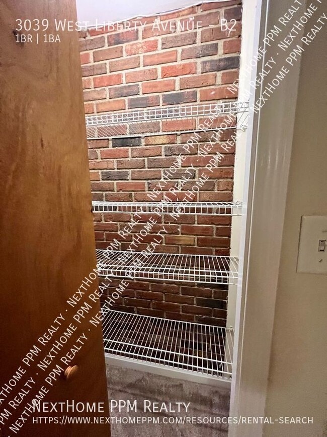 Building Photo - 3039 W Liberty Ave