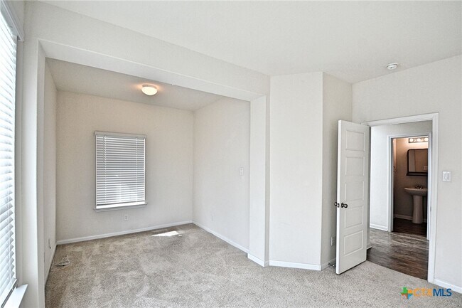 Building Photo - 588 Agave Flats Dr
