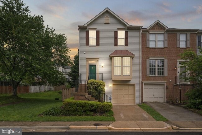 Building Photo - 6505 Parish Glebe Ln