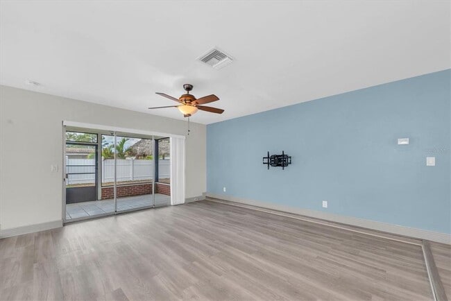 Building Photo - 1040 Britton St