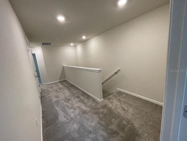 Building Photo - 2760 Bright Bird Ln