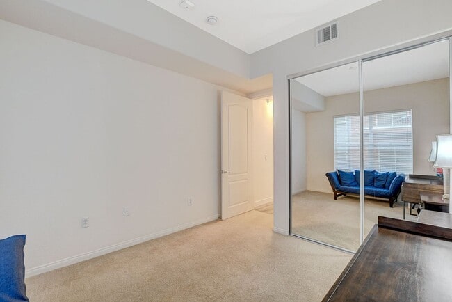 Building Photo - Luxury Guard-Gated Condo Near Las Vegas Blvd with Resort-Style Amenities!