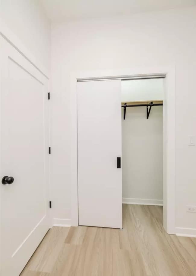 Building Photo - 1056 N Central Park Ave