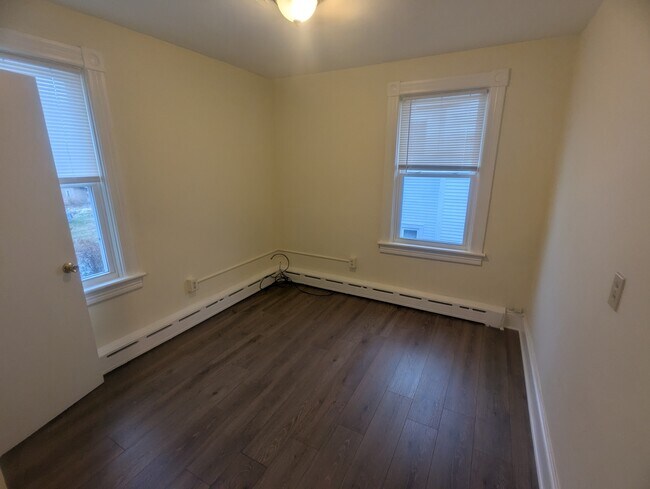 Building Photo - 110 Spring St