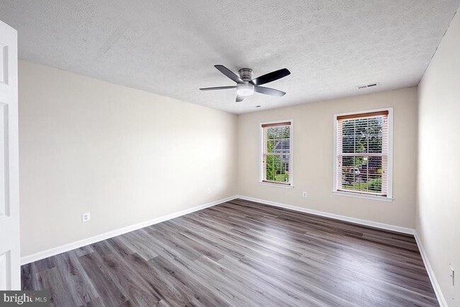 Building Photo - 35184 Pheasant Ridge Rd