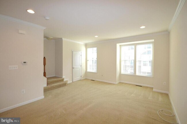 Building Photo - 42618 Drazenovich Epoch Ter