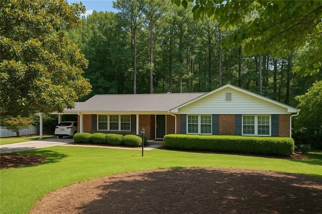 Primary Photo - 1719 Chateau Dr