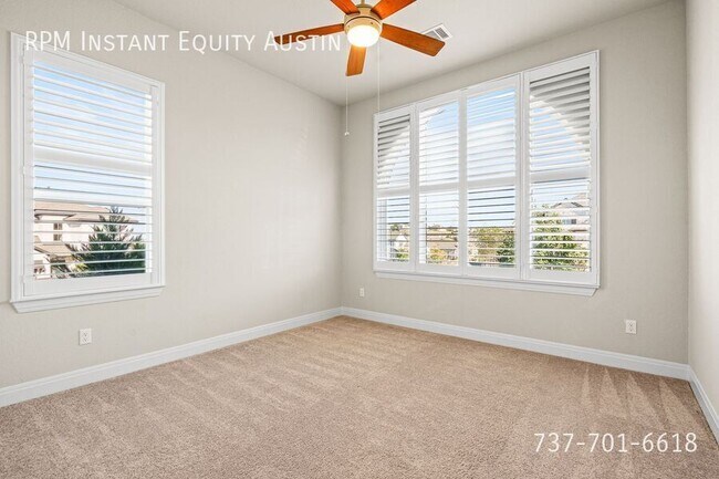 Building Photo - 424 Sitlington Ln