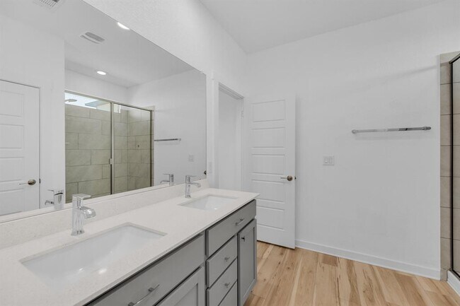 Building Photo - 149 Filifera Ct