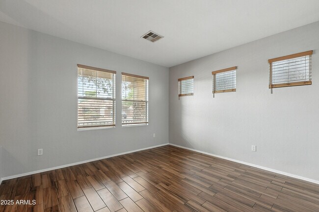 Building Photo - 7062 W Palmaire Ave