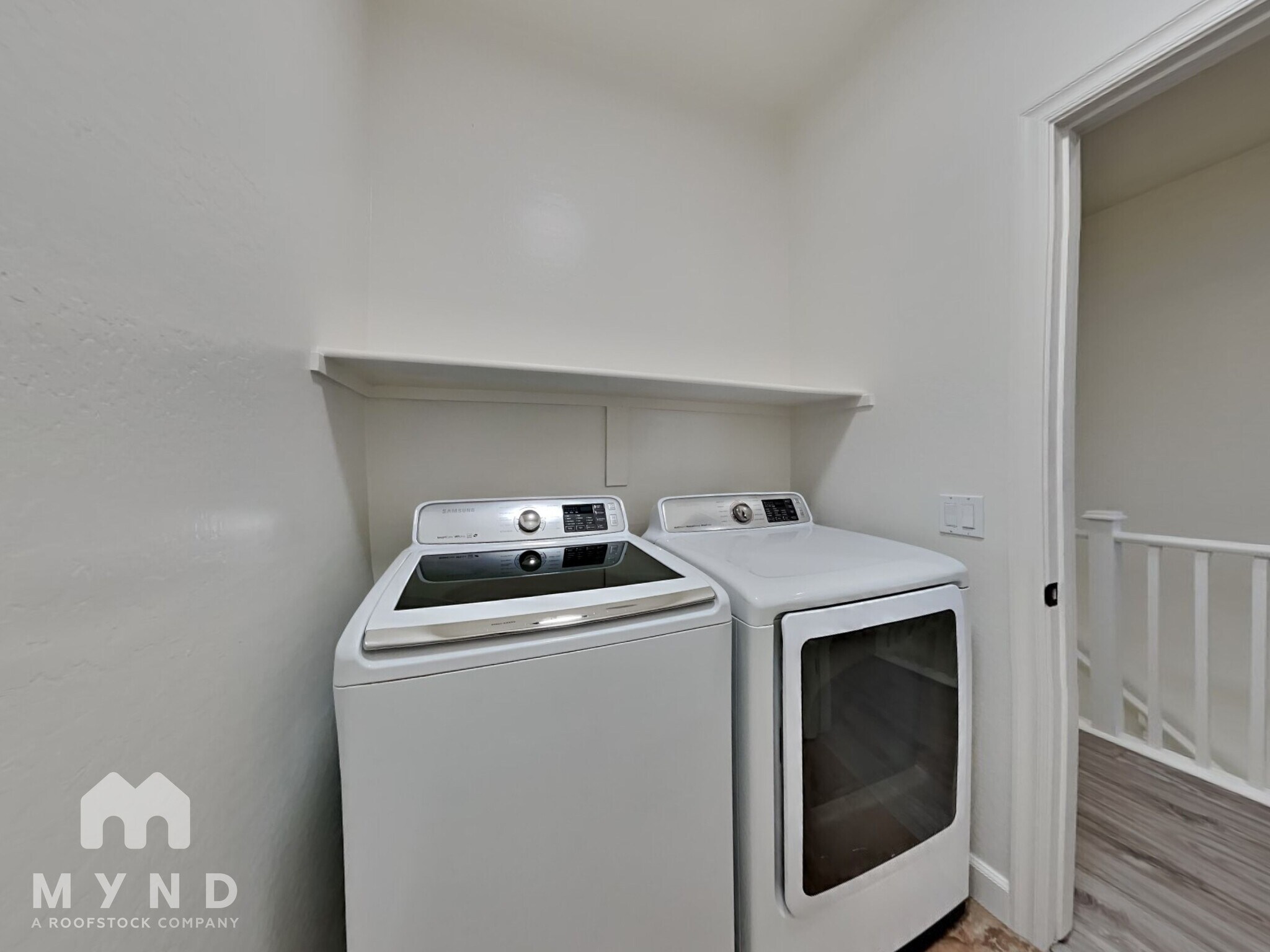 Building Photo - 14535 W Port Royale Ln