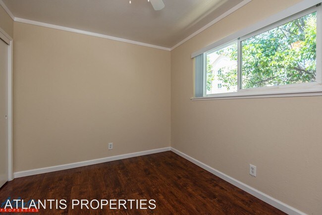 Building Photo - 3568 Agate Dr